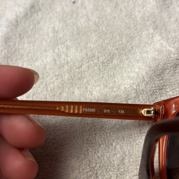 Authentic fendi sunglasses - Picture 4 of 8